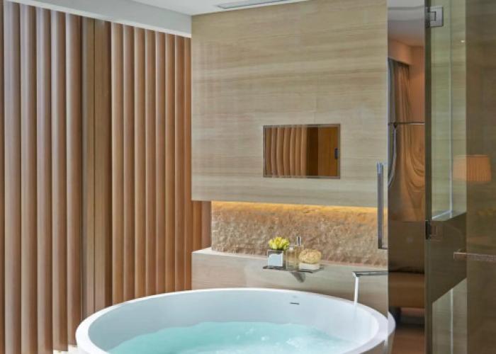 Mandarin Oriental Pudong, Shanghai