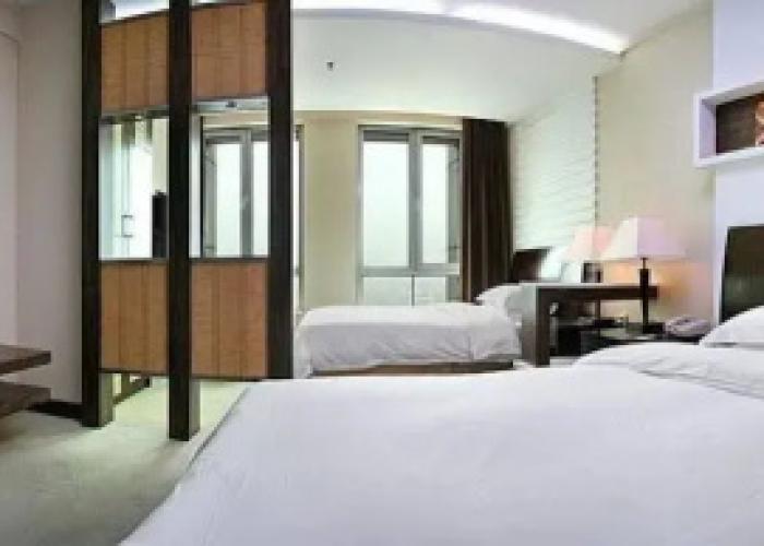 The Royal Fortune Hotel