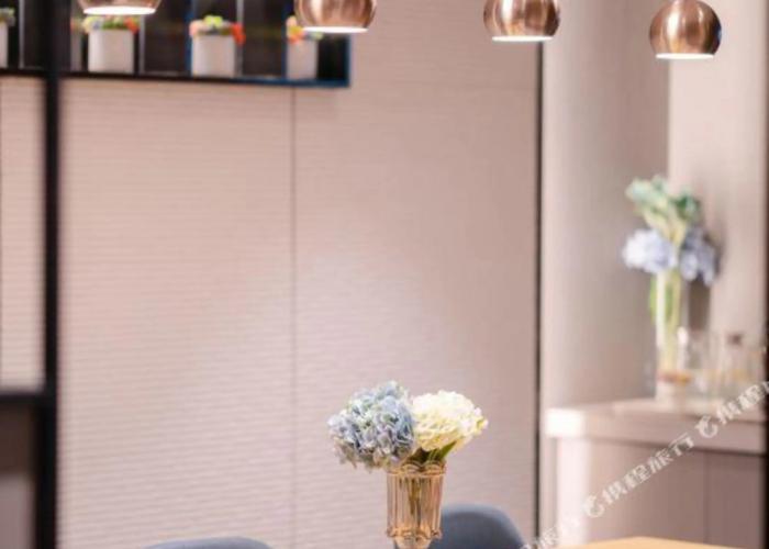 Homeinn Selected Hotel (Shenyang Railway Station Taiyuan Street Subway Station Zhongxing Commercial Building)