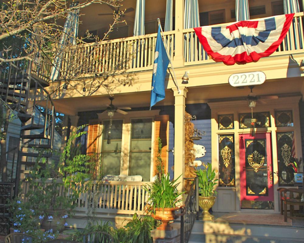 Stay Fairfield - Fairfield Place and Fairfield Manor Bed & Breakfast