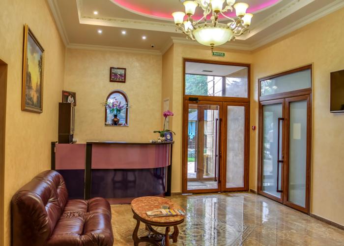 Dayana Hotel