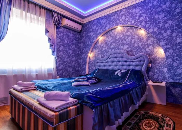 Lyuks Hotel