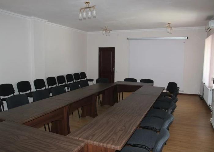 Lyuks Hotel