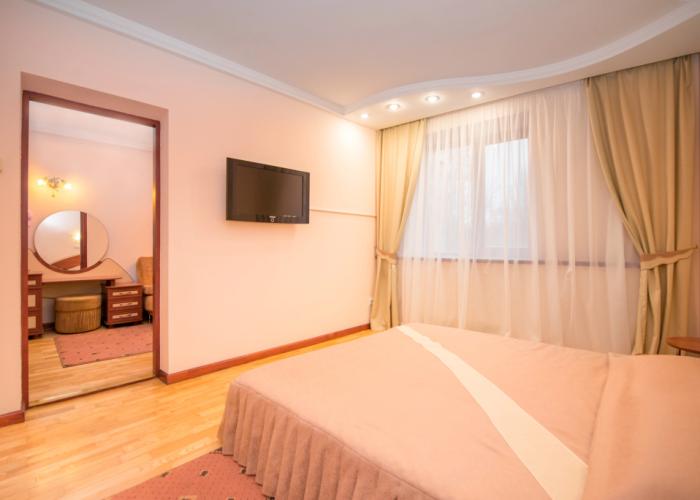 Viktoriya Hotel