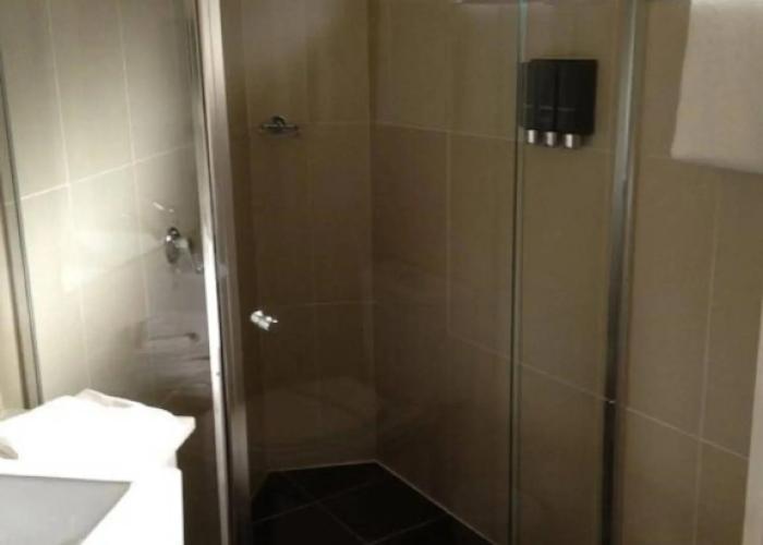 Francis Phillip Motor Inn