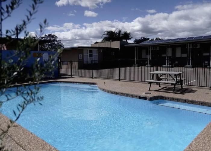 Country Motor Inn Singleton