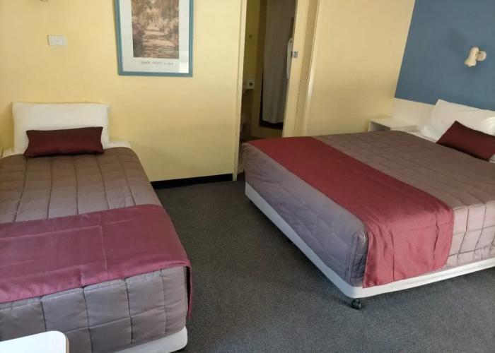 Country Motor Inn Singleton