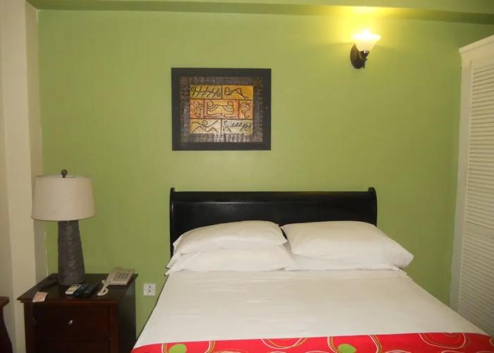 Seaview Inn