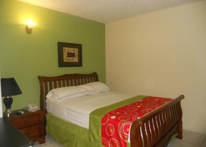Seaview Inn