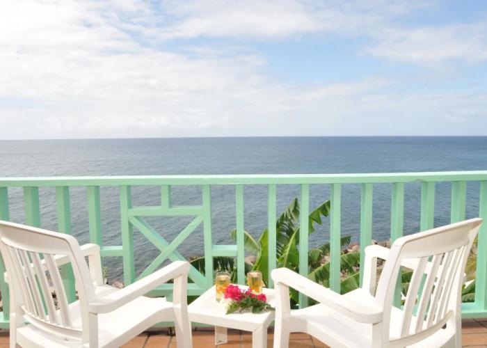 Bird Rock Beach Hotel