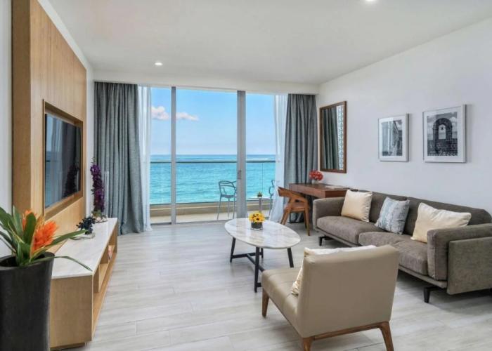 Koi Resort Saint Kitts, Curio Collection by Hilton