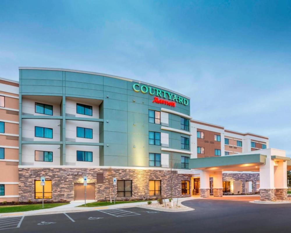 Courtyard by Marriott Bismarck North