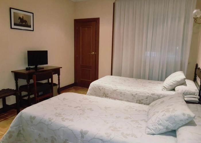 Hotel Residencia Castellano I