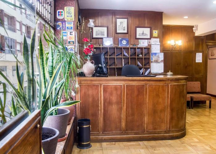 Hotel Residencia Castellano I