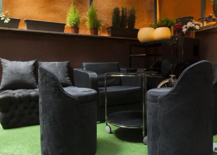 Revolutum Hostel
