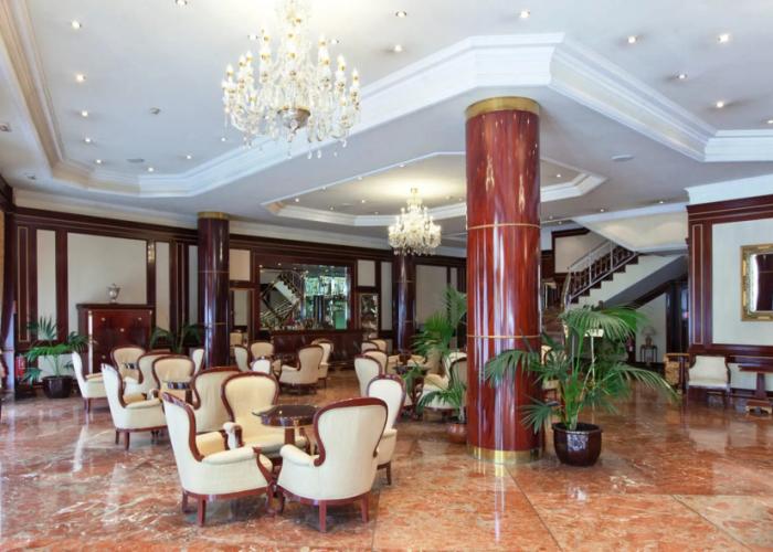 Alameda Palace