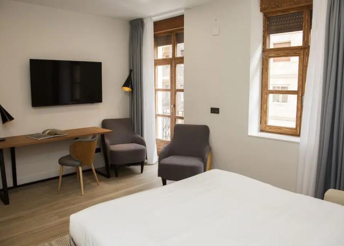 Prisma Suites