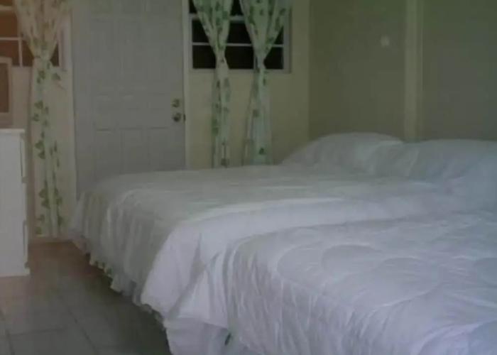 Hilltop View Guesthouse