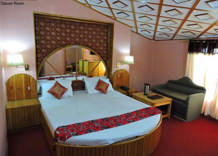 Hotel Chaman Palace