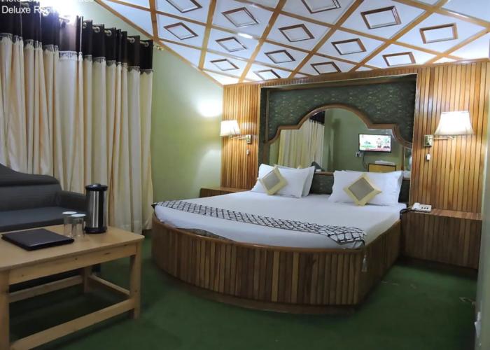 Hotel Chaman Palace