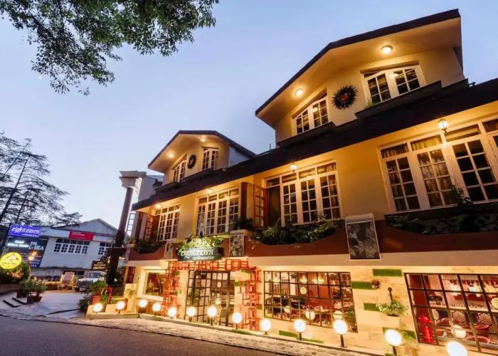 Willow Banks Hotel