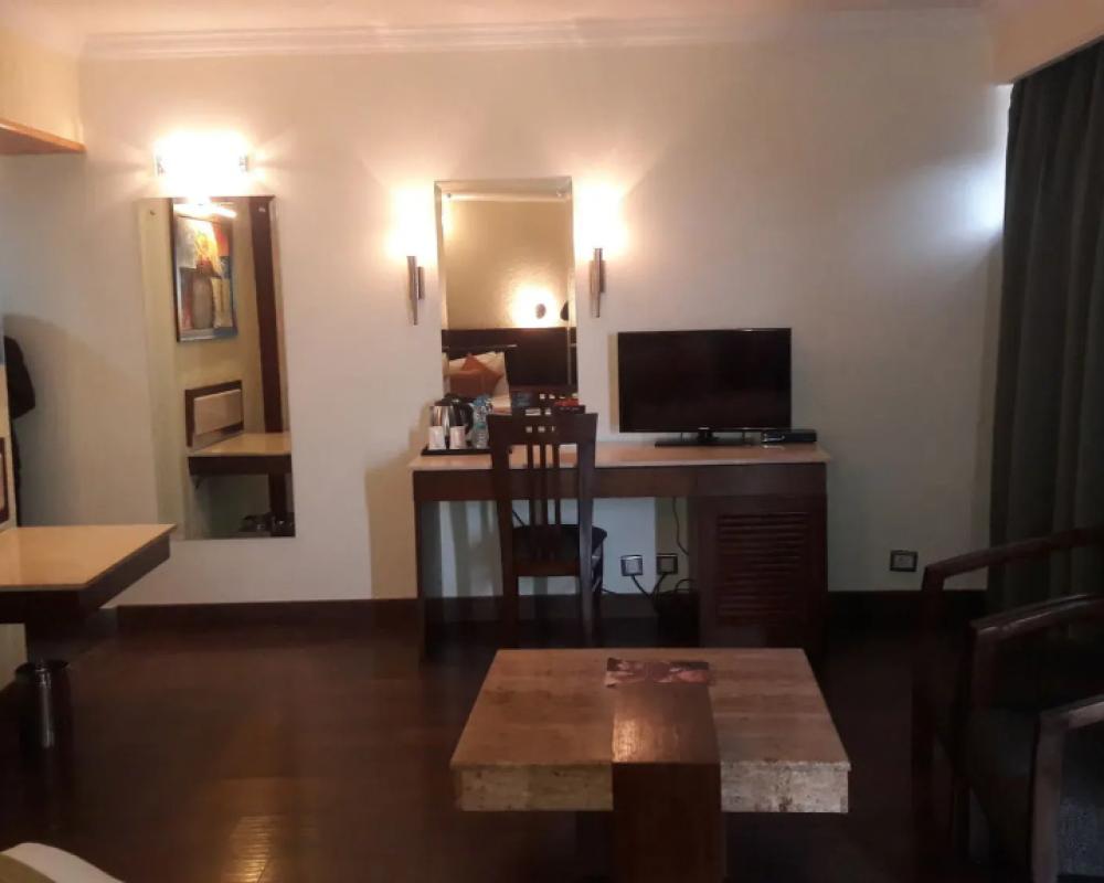 фото Hotel Combermere
