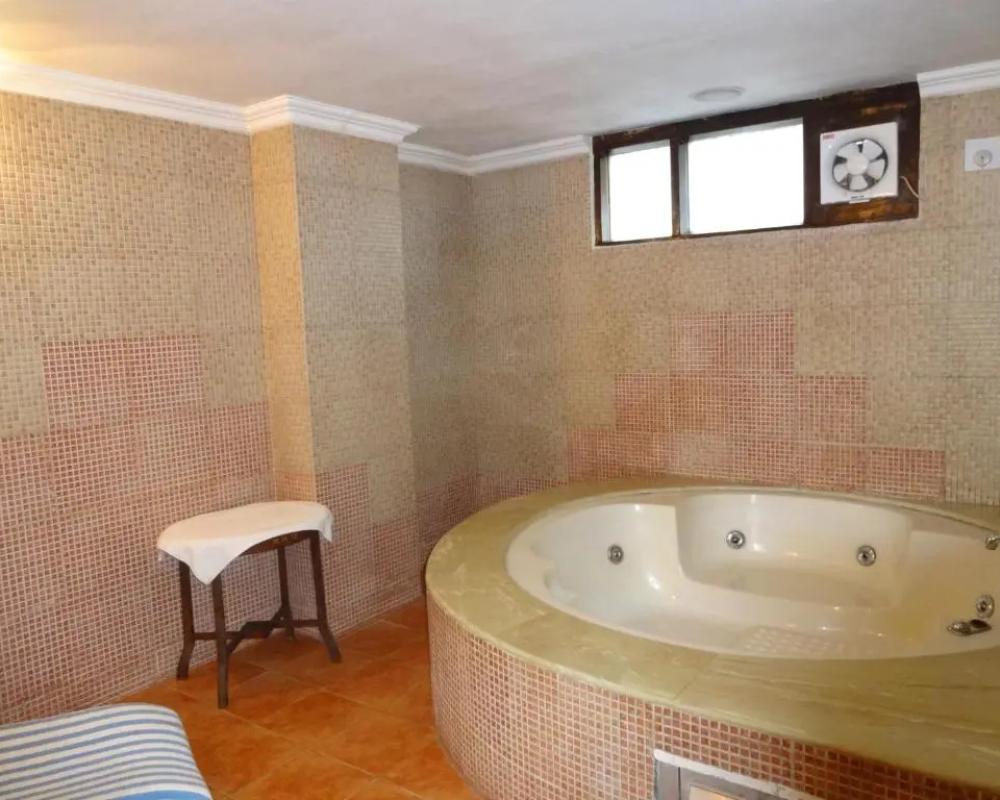 фото Hotel Combermere