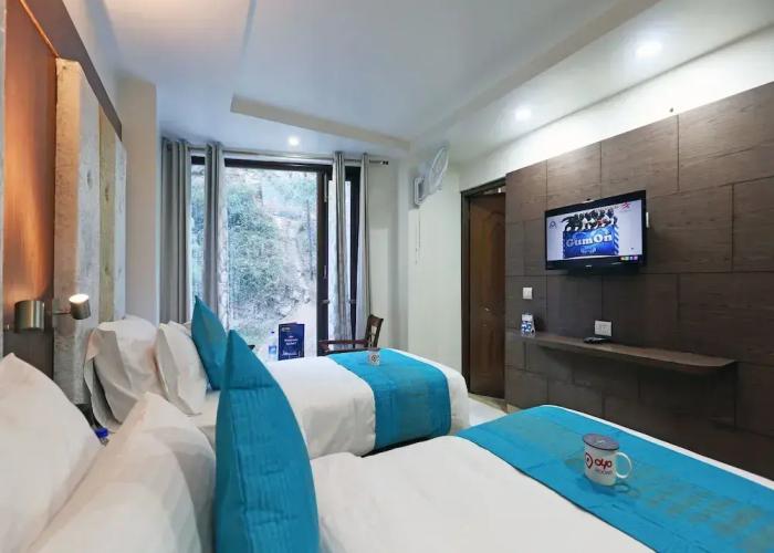 Hotel The Rock Castle by DLS Hotels
