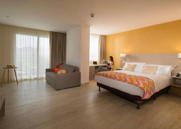 Mercure Santa Marta Emile