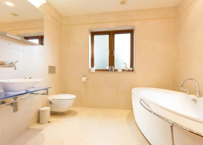 Hamble Retreat House and Luxury Studios