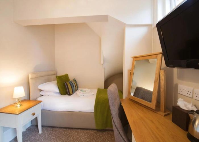 Bartley Lodge Hotel