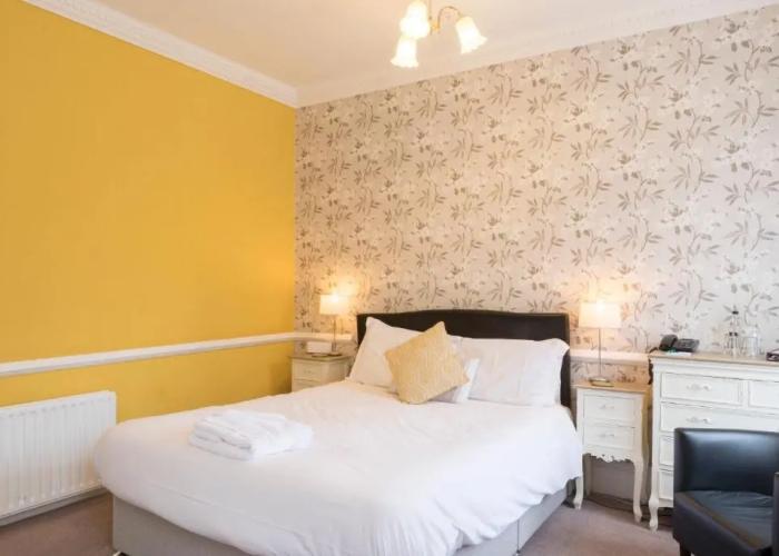 Woodlands Lodge Hotel
