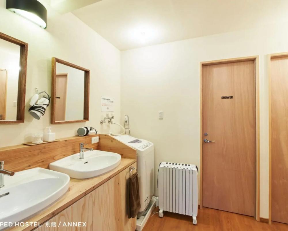 фото Untapped Hostel