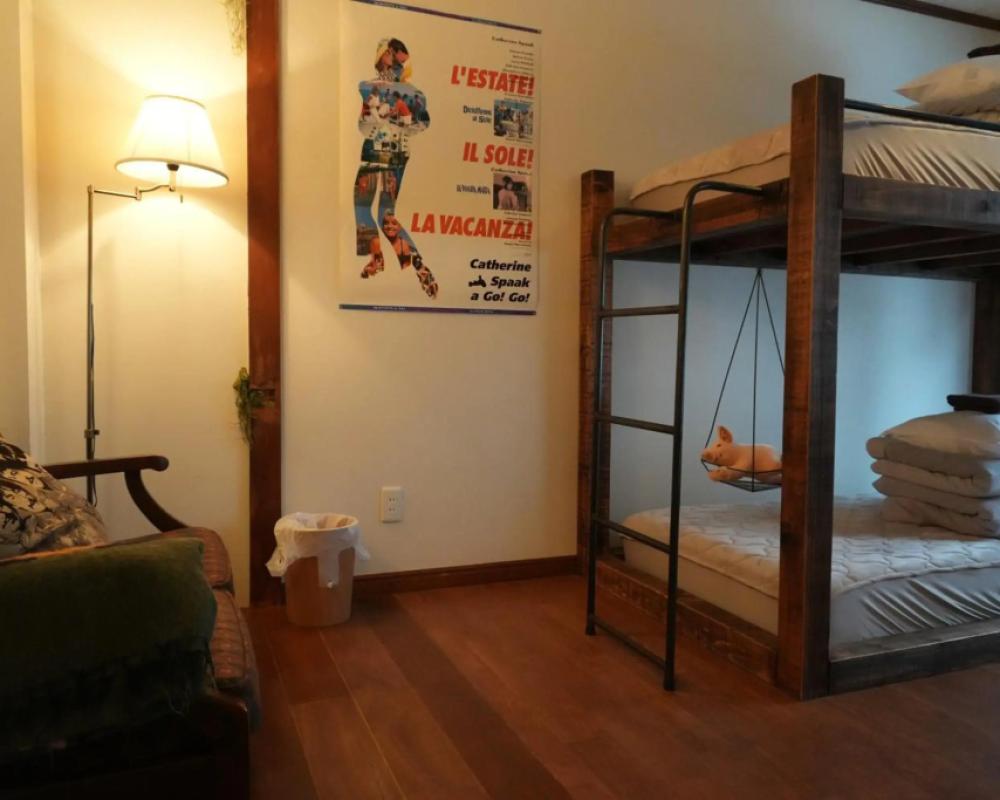 фото Untapped Hostel