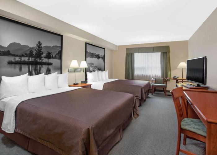 Super 8 by Wyndham Sault Ste Marie On