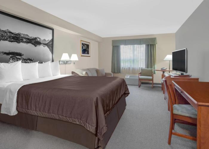 Super 8 by Wyndham Sault Ste Marie On