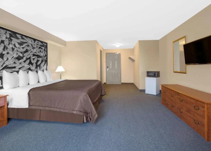 Super 8 by Wyndham Sault Ste Marie On