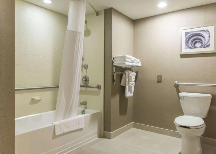 Quattro Hotel & Conference Centre, Ascend Hotel Collection