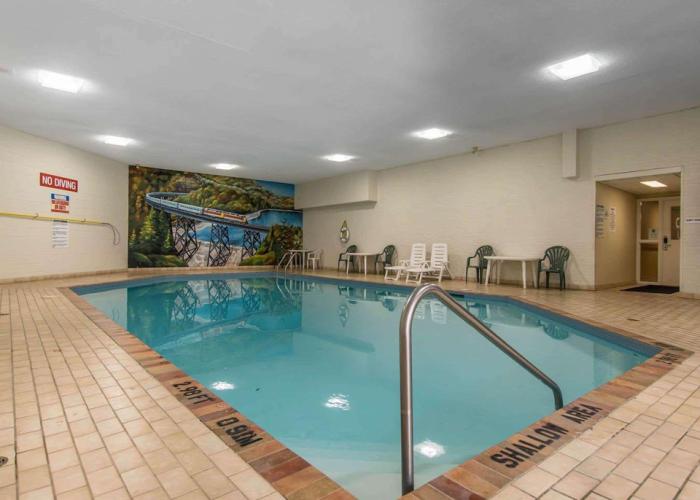 Quality Inn & Suites Bay Front