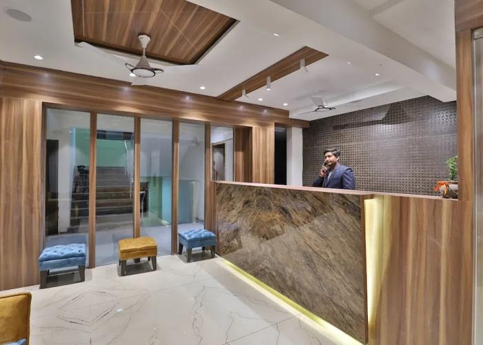 Hotel Privya Rooms and banquet Surat