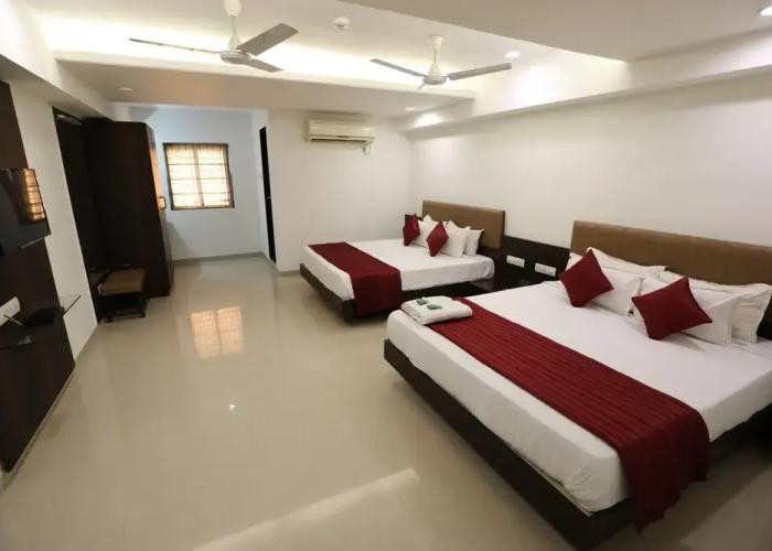 HOTEL SHAGUN ROOMS & BANQUET Surat