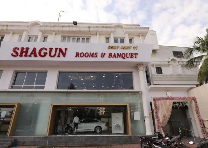 HOTEL SHAGUN ROOMS & BANQUET Surat