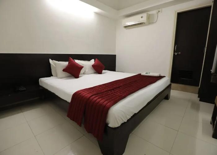 HOTEL SHAGUN ROOMS & BANQUET Surat