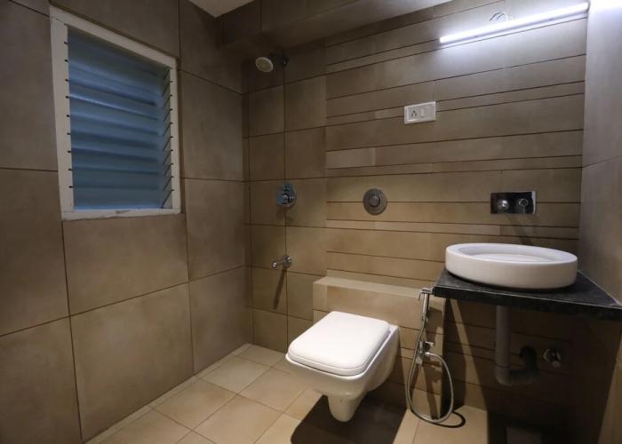 HOTEL SHAGUN ROOMS & BANQUET Surat