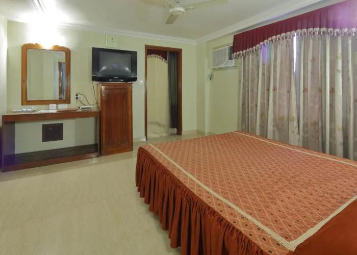 Hotel Apex Surat