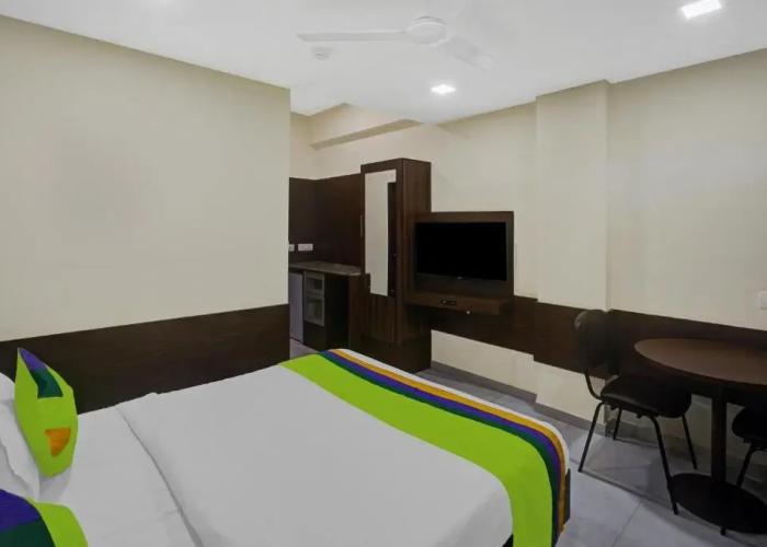 Greenotel Rooms, Hazira, Surat