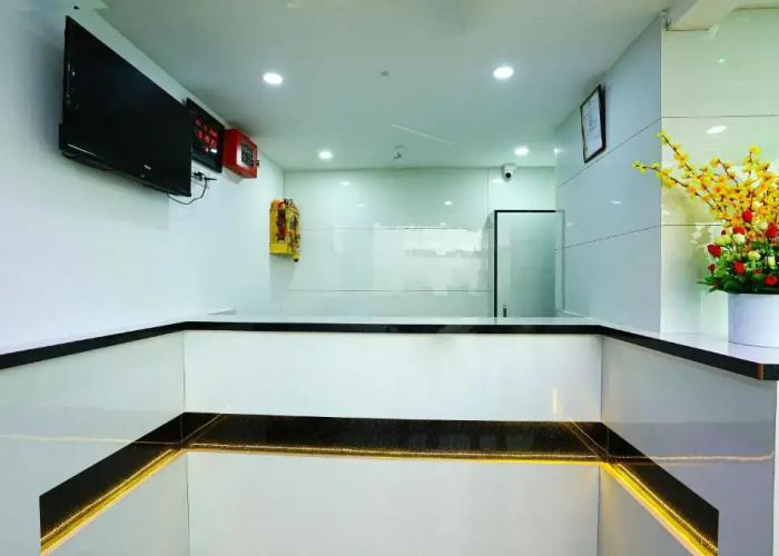 OYO 90380 Hotel Golden City