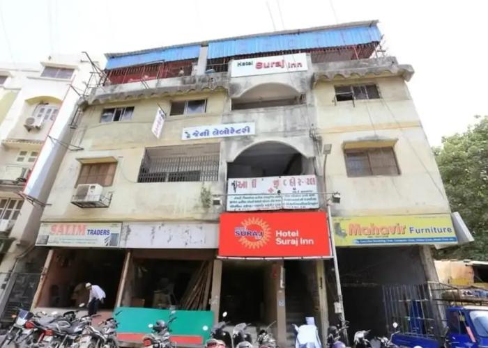 Hotel Suraj inn