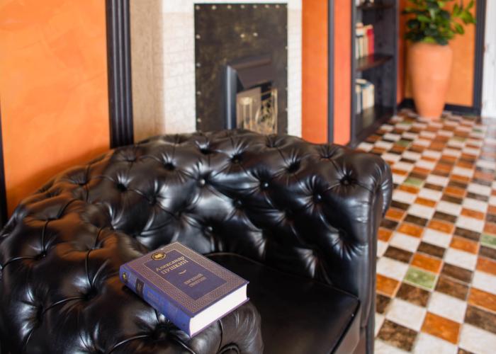 Onegin Hotel-Restaurant Complex