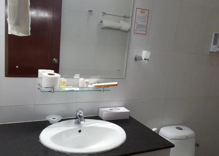Al Ayjah Plaza Hotel